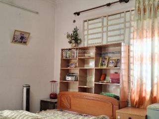 Bán đất tặng nhà cấp 4 ngang 5, hẻm 4 mét, tiện ích xung quanh đầy đủ, sát phạm văn đồng