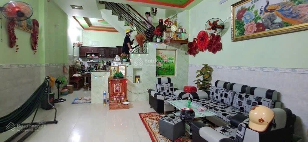 Nhà 2 tầng linh xuân thủ đức  sát phạm văn đồng  70 m2 chỉ hơn 3 tỷ