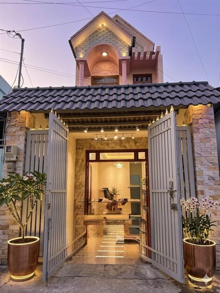 Nhà 2 tầng mái thái  khu weedi ven sông, nơi đáng sống lý tưởng  sát tô ngọc vân  phạm văn đồng