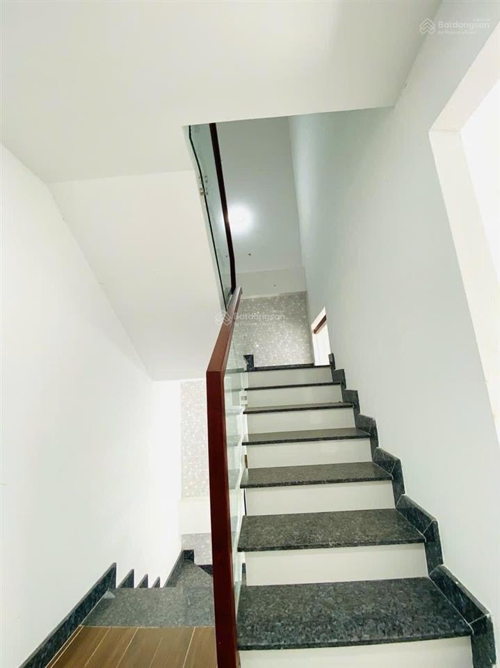 Bán nhà 3 tầng ngay phạm văn đồng  gần chợ thủ đức  tô ngọc vân  wincom thủ đức.