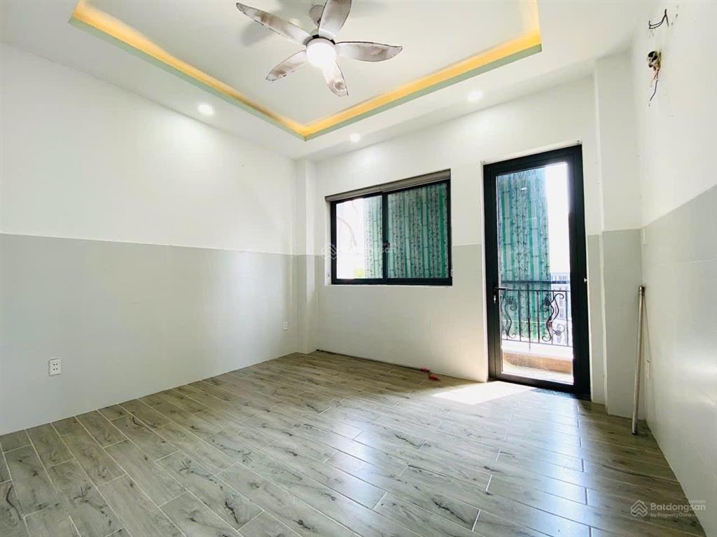 Bán nhà 3 tầng ngay phạm văn đồng  gần chợ thủ đức  tô ngọc vân  wincom thủ đức.