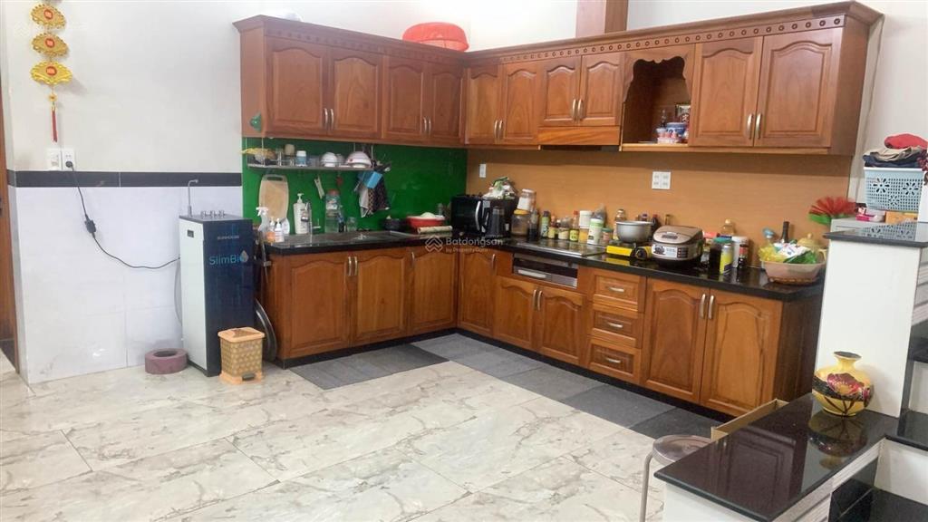 Bán nhà 3 tầng. khu phân lô ngay linh xuân thủ đức  sát phạm văn đồng 