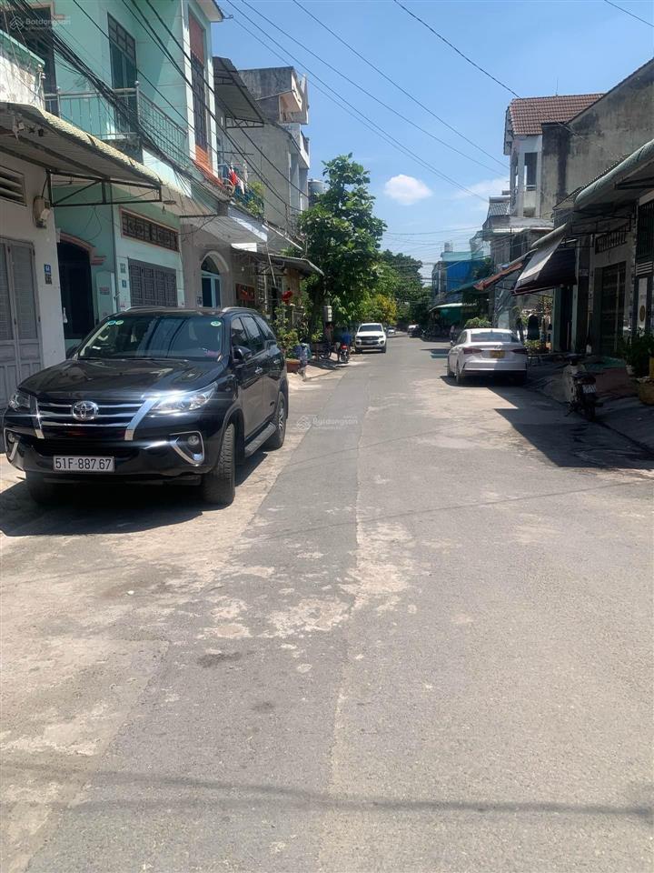 Bán nhà 3 tầng. khu phân lô ngay linh xuân thủ đức  sát phạm văn đồng 