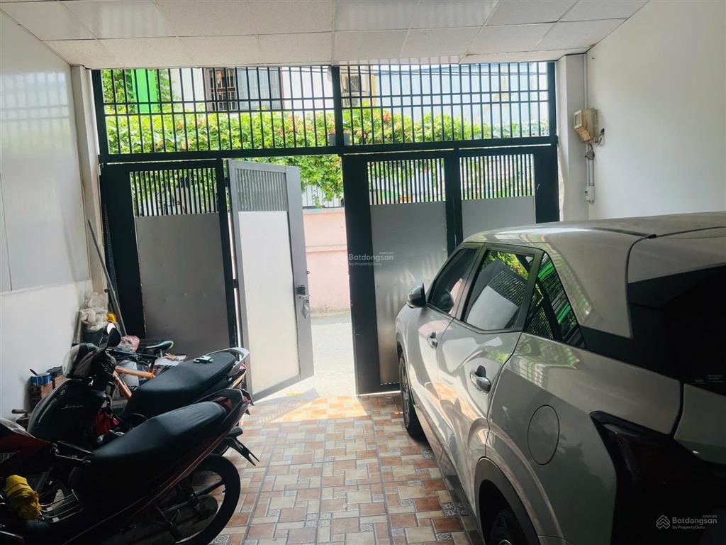 Bán nhà 2 tầng mặt tiền đường đào trinh nhất, sát phạm văn đồng.