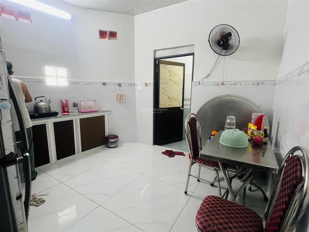 Bán nhà 2 tầng mặt tiền đường đào trinh nhất, sát phạm văn đồng.