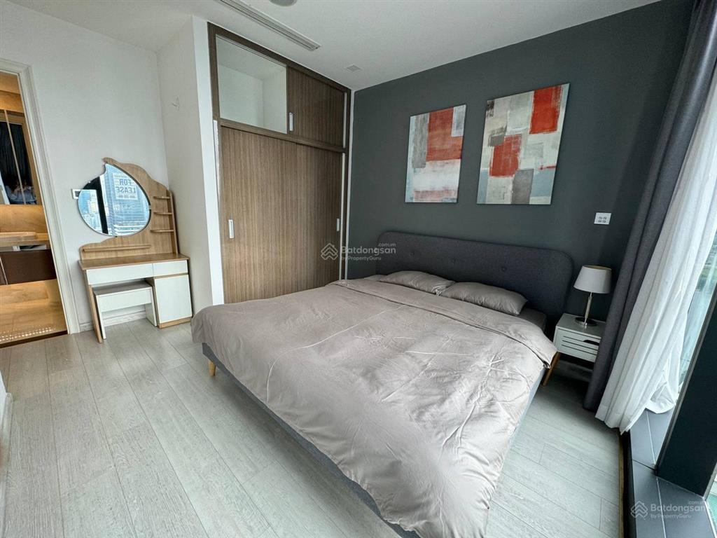 Hot bán nhanh 2br| 2wc| 79m2  23 tỷ all in vinhomes golden river  có sẵn sổ hồng.