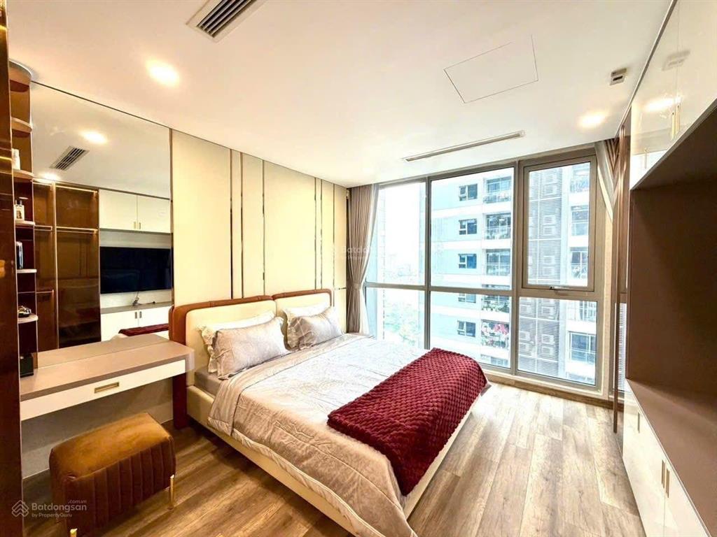 Bán gấp căn hộ 4pn, 3wc, 139,3m2 tại vinhomes central park, 22,3 tỷ vnd