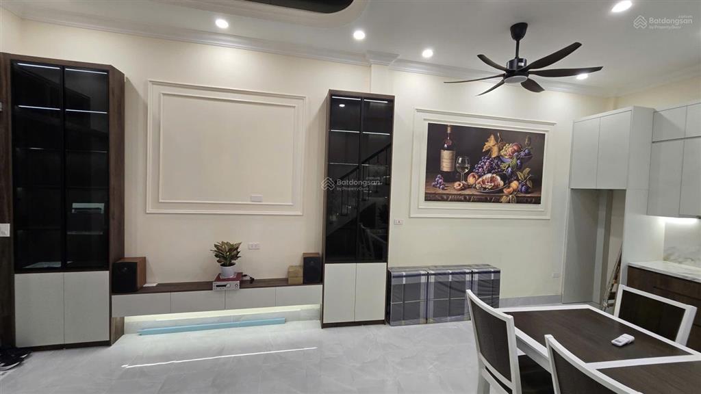 Bán nhà riêng tại tô hiệu, 10,45 tỷ, 43m², 4pn, 4wc hot!