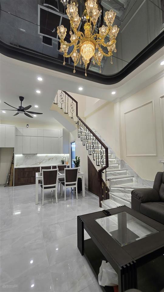 Bán nhà riêng tại tô hiệu, 10,45 tỷ, 43m², 4pn, 4wc hot!