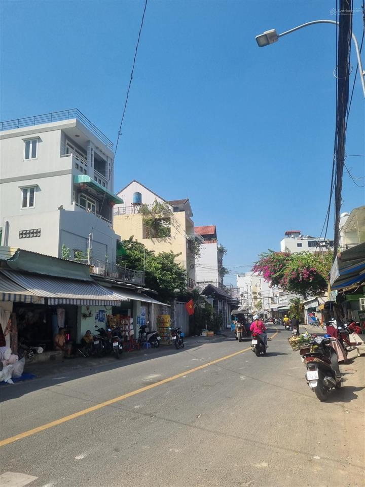 Bán đất trống đ phú thọ hoà ngay chợ vải 94m2 ngang 8m chỉ 6,x tỷ
