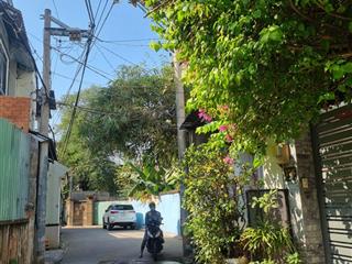 Nhà bán đ. lũy bán bích giáp q 6, q 11 xe hơi đỗ cửa 59m2 5,x tỷ