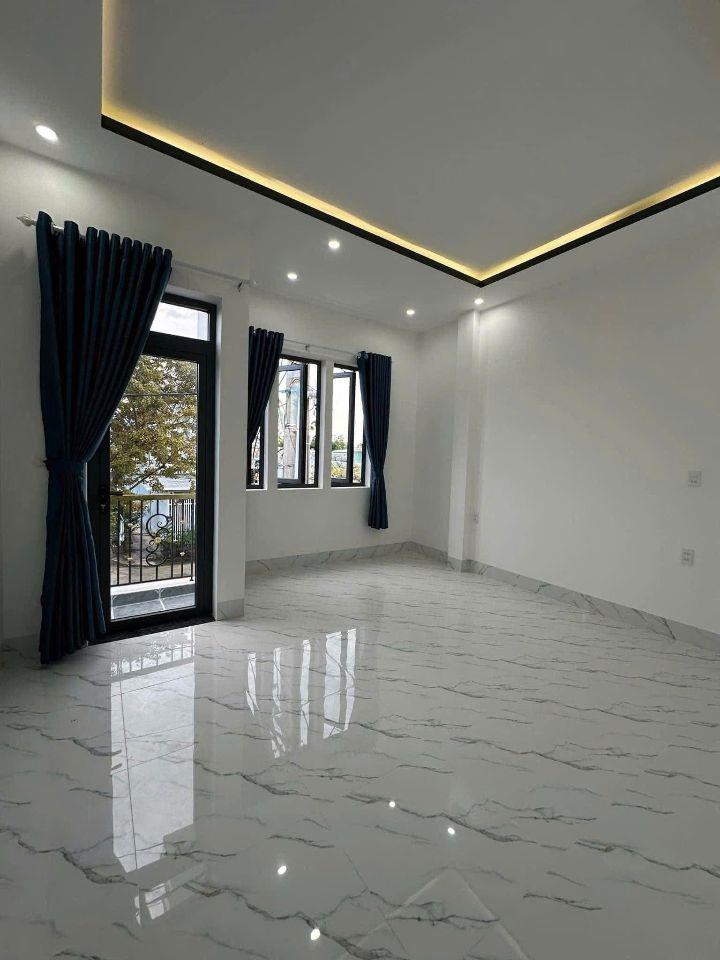 Cần Bán Gấp Nhà 1 Lầu - 2PN - 3WC - Cần Đước - Long An