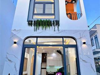 Chính Chủ Gửi Bán Nhà 1 Lầu 3PN, Gần Chợ, Đường Xe Hơi, Cần Đước, Long An