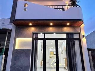 Nhà 1 Lầu 3PN - Đường Xe Hơi Rộng Rãi - Cần Đước - Long An