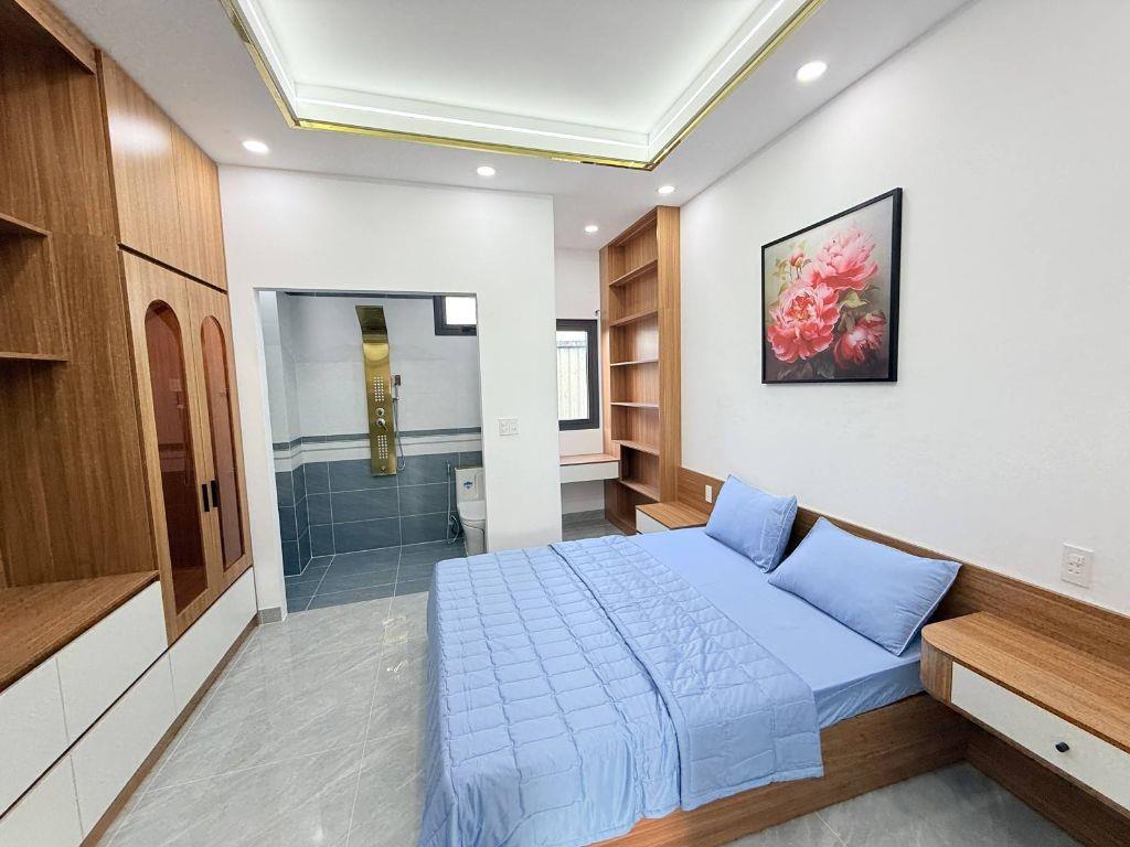 Cần Bán Nhà 2 Lầu 4PN 4WC - Thiết Kế Hiện Đại - TDM - Bình Dương