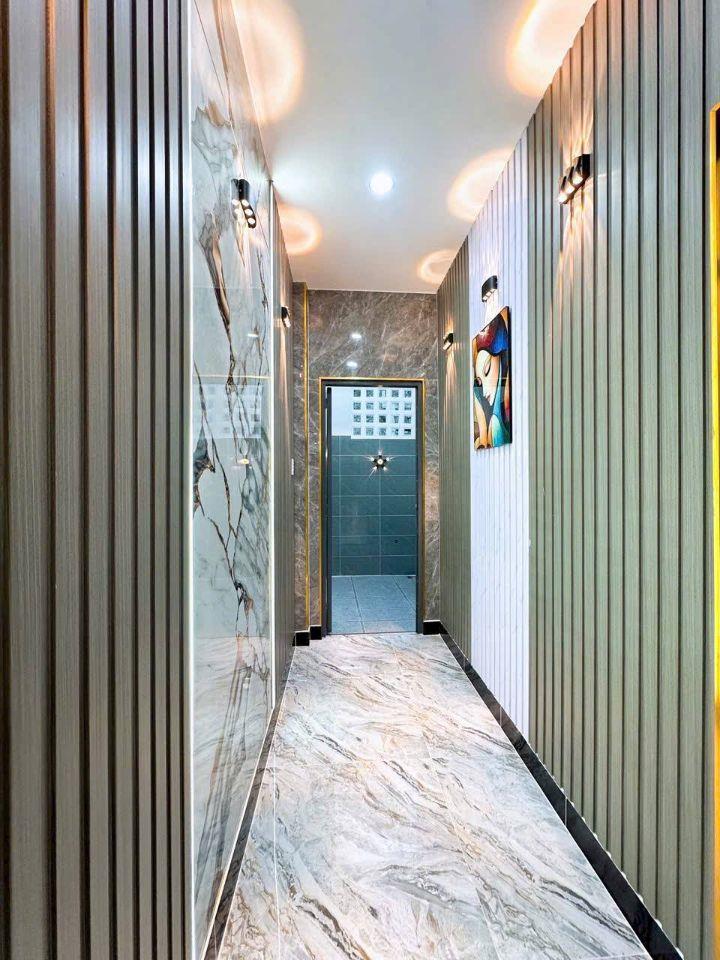 Nhà 1 Lầu 3PN 3WC Sân Vườn - Chính Chủ Sổ Riêng - TDM - Bình Dương