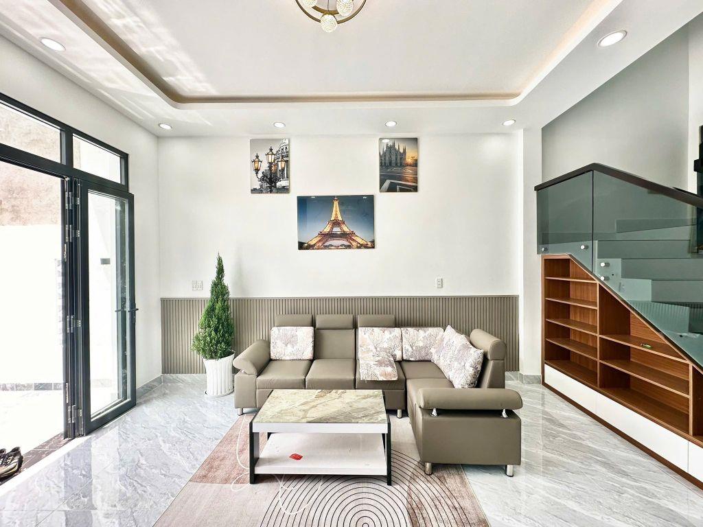 Chính Chủ Cần Bán Gấp Nhà 1 Lầu 3PN 3WC - Có Sân Trước Sau - Sổ Hồng Riêng - TDM - BD