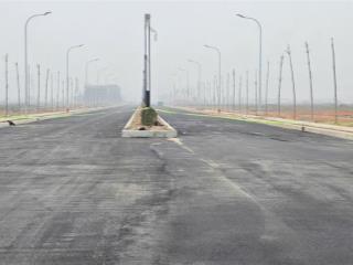 Nhà tôi cần bán căn xưởng 2100m2 ở cụm cn kim bài telin