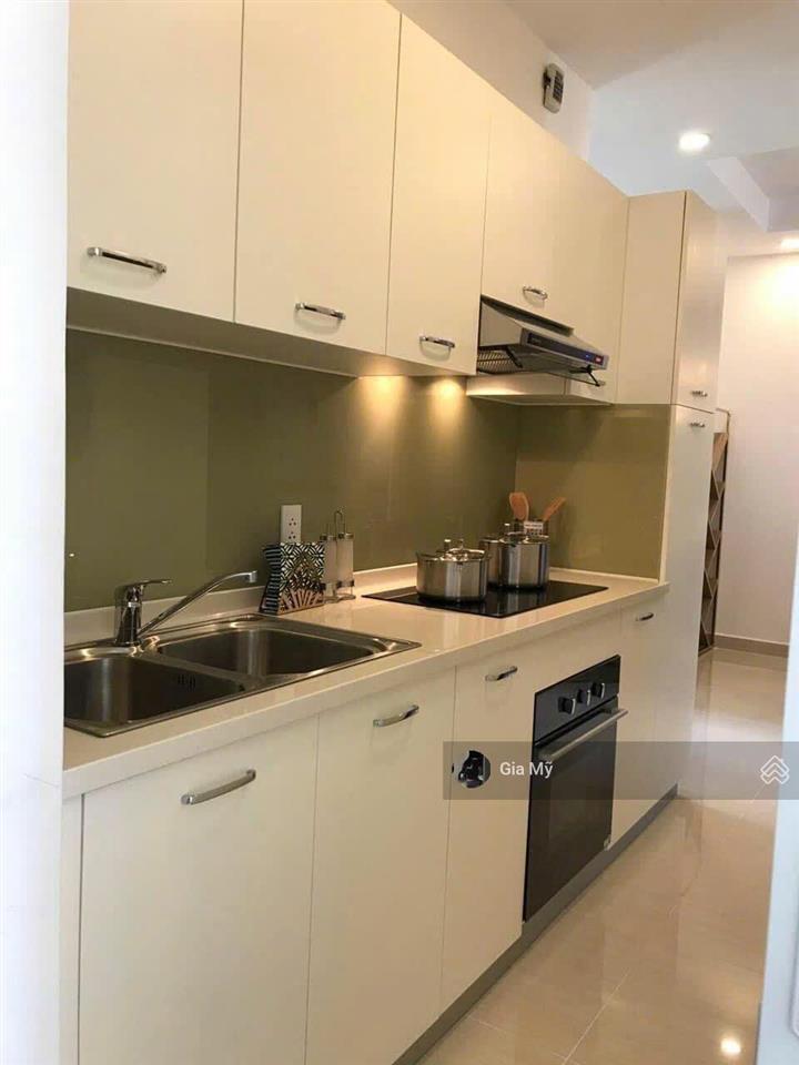 Bán gấp cc lavita charm, thủ đức, 65m2, 2pn, 2wc, giá 1 tỷ 940