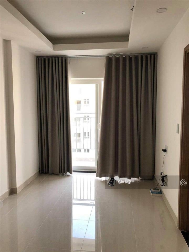 Bán gấp cc lavita charm, thủ đức, 65m2, 2pn, 2wc, giá 1 tỷ 940