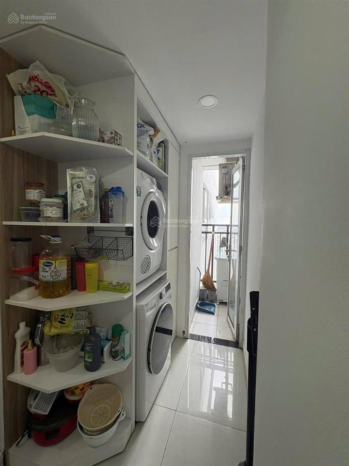 Bán gấp căn hộ 8x plus, q12, 63m2, 2pn, 2wc, full nt, giá 1 tỷ 840