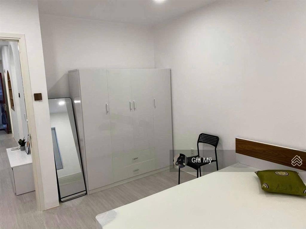 Bán gấp cc vạn đô, quận 4, 70m2, 2pn, 2wc, full nt, giá 1 tỷ 970