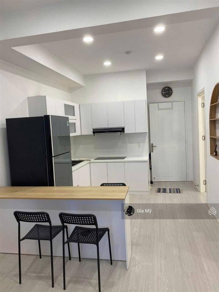 Bán gấp cc vạn đô, quận 4, 70m2, 2pn, 2wc, full nt, giá 1 tỷ 970