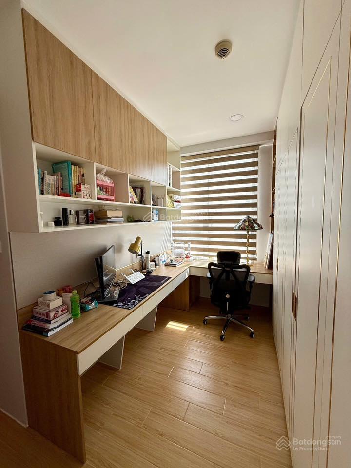 Chủ cần bán gấp cc tại icon 56, q. 4, 80m2, 2pn, 2wc, giá 1 tỷ 890