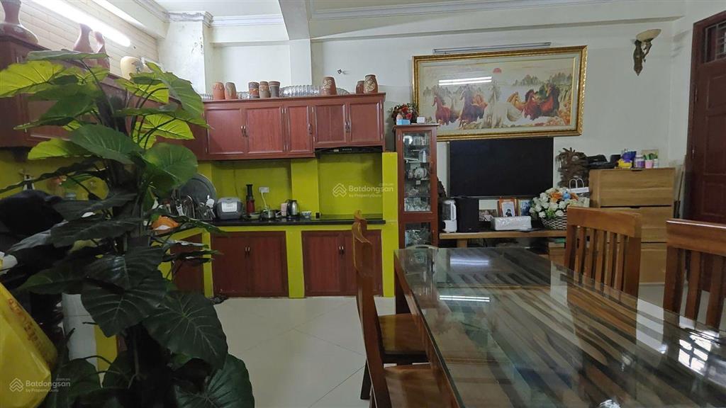 Chính chủ bán nhà phố quan hoa 20m ra mặt phố  lô góc 3 thoáng