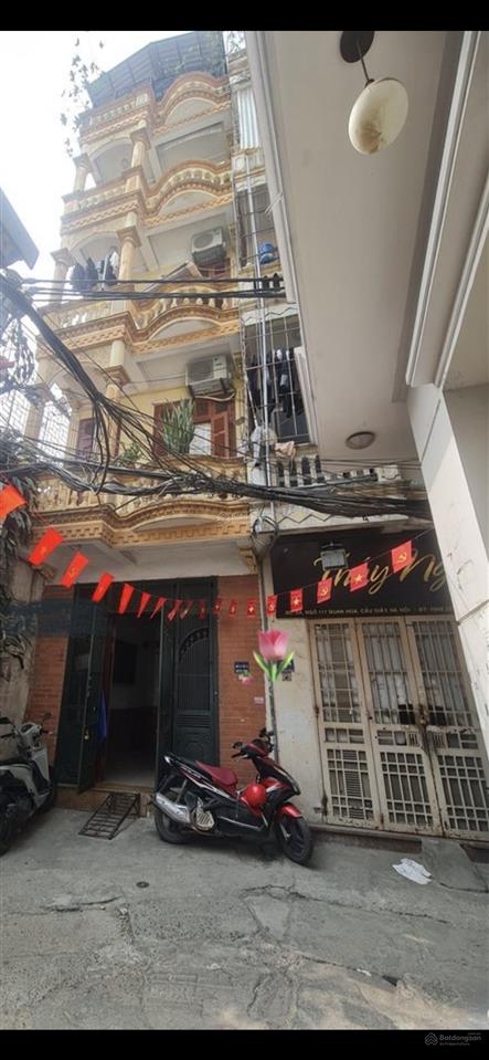 Chính chủ bán nhà phố quan hoa 20m ra mặt phố  lô góc 3 thoáng