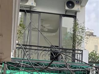 Hàng hiếm cầu giấy lô góc 2 thoáng nhỉnh chục tỷ có nhà 47m2 x 4tầng