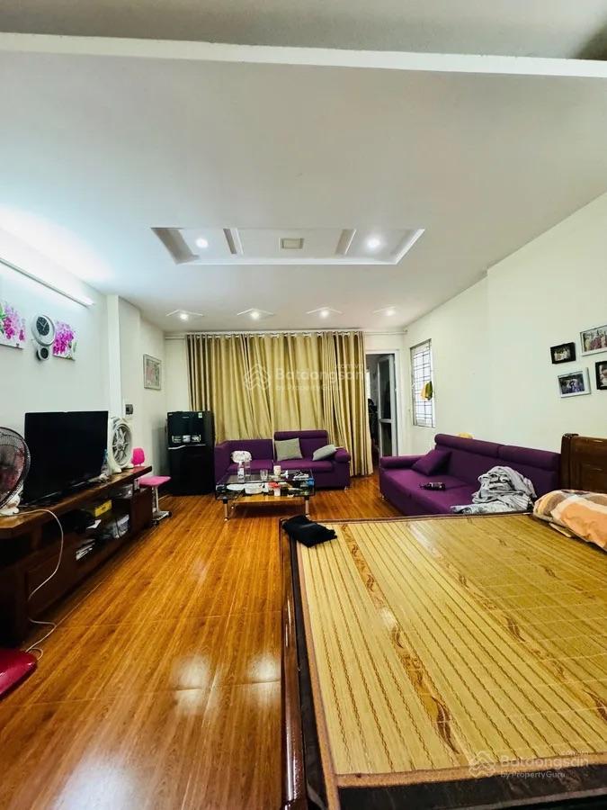 Nhà hiếm cầu giấy ngõ ô tô tránh  30m ra mặt phố