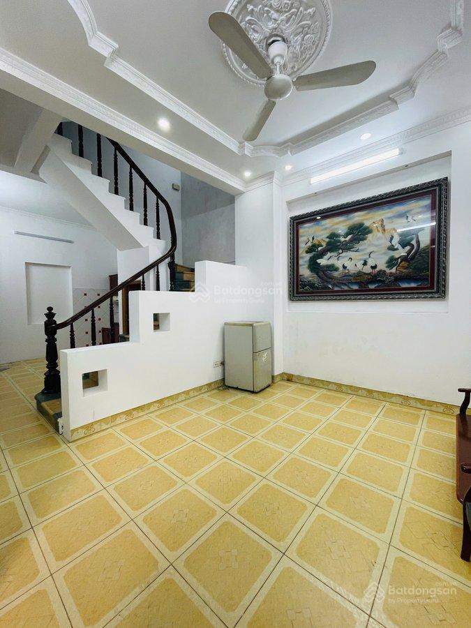 Siêu phẩm nguyễn khánh toàn cầu giấy  ngõ ba gác, thông tứ tung  gần ô tô đỗ