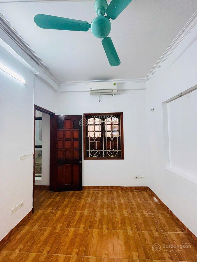 Siêu phẩm nguyễn khánh toàn cầu giấy  ngõ ba gác, thông tứ tung  gần ô tô đỗ