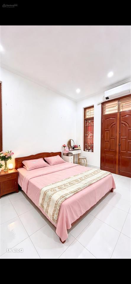 Chính chủ bán nhà cổ nhuế  lô góc  ngõ thông  52m2, 4 tầng