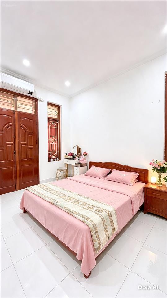 Chính chủ bán nhà cổ nhuế  lô góc  ngõ thông  52m2, 4 tầng