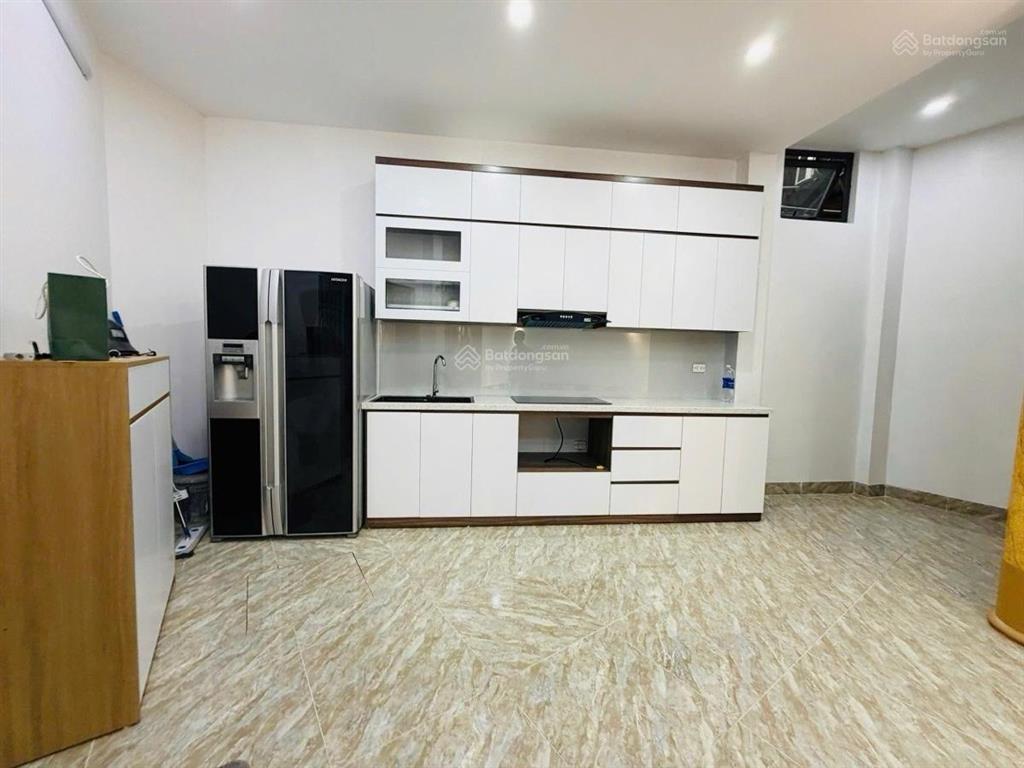 Chính chủ bán nhà phố hoàng sâm  cầu giấy  37m2x5t, mt 7,5m