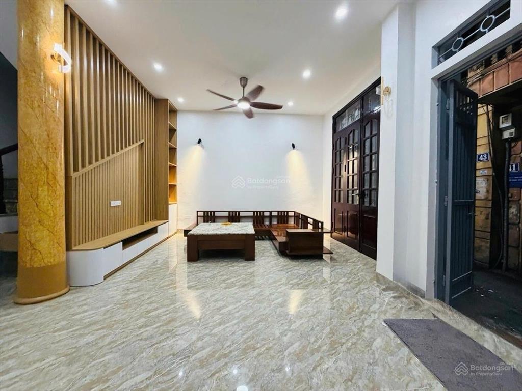 Chính chủ bán nhà phố hoàng sâm  cầu giấy  37m2x5t, mt 7,5m