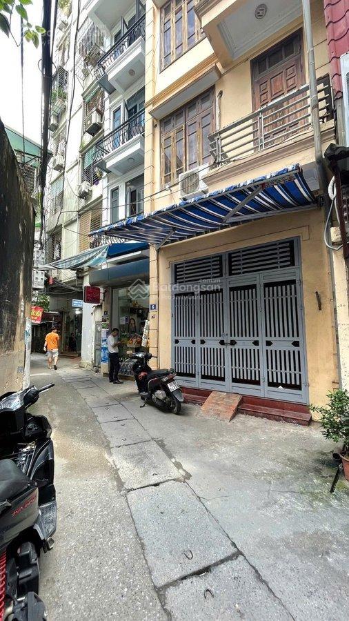 Nhà phố quan hoa  cầu giấy
 mặt ngõ  thông các ngả  dt 35x5t, mt 4m