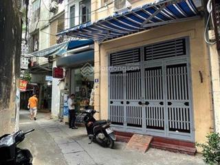 Nhà phố quan hoa  cầu giấy
 mặt ngõ  thông các ngả  dt 35x5t, mt 4m