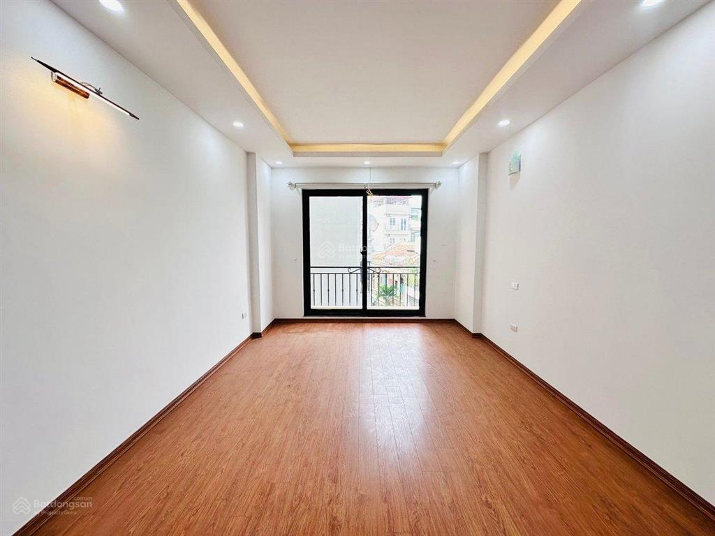 Xuân đỉnh ngay sát mặt phố, cách ô tô tránh 15m tiện ích ngập tràn  dt36m2x5t, mt3,5m