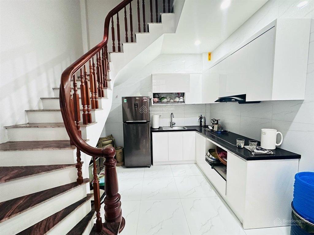Xuân đỉnh ngay sát mặt phố, cách ô tô tránh 15m tiện ích ngập tràn  dt36m2x5t, mt3,5m