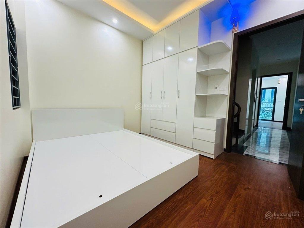 Phú diễn bắc từ liêm | phân lô quân đội | ô tô đỗ cửa, thang máy | giá 9 tỷ