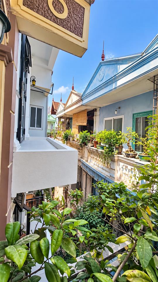 Chính chủ bán nhà khu tăng thiết giáp  bắc từ liêm | phân lô quân đội, ô tô vào nhà | giá 14,3 tỷ