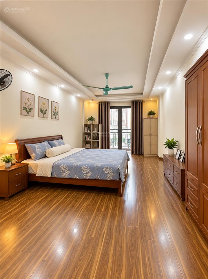 Mai dịch, cầu giấy | phân lô, ô tô vào nhà, 6 tầng, ô chờ thang máy