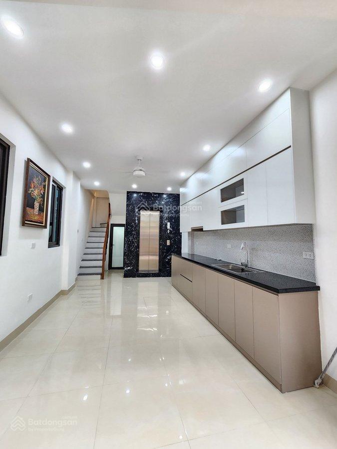 Cầu giấy | lô góc 2 mặt ngõ, ô tô đỗ cửa, 6 tầng thang máy