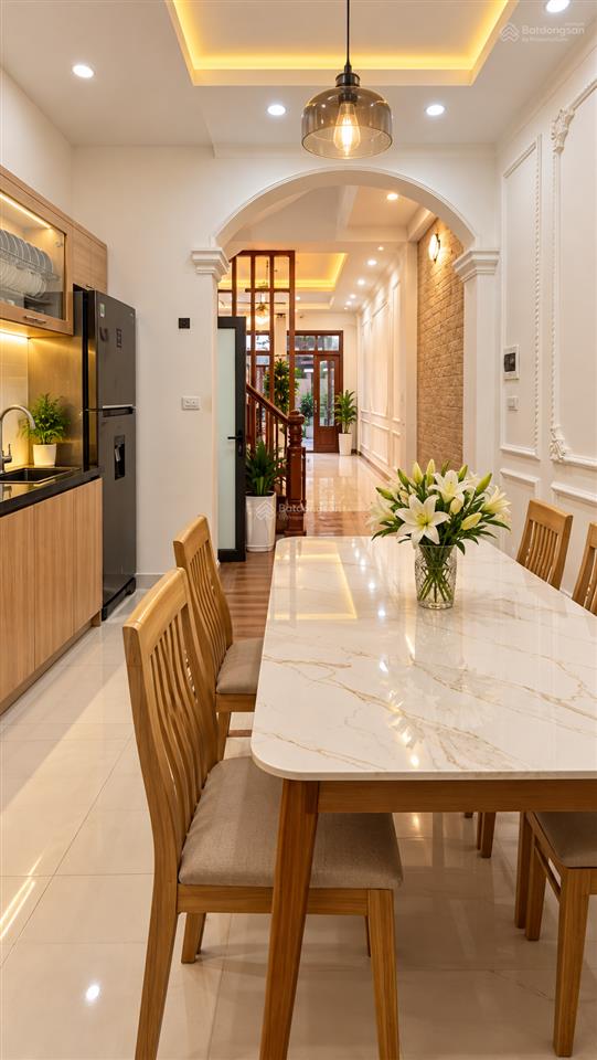 Cầu giấy | nhà đẹp gần phố trần thái tông  2 thoáng  dt45m2  5 tầng 6 phòng