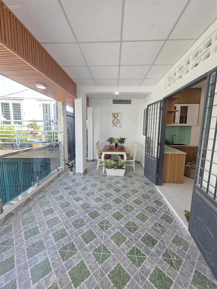 Bán nhà 2 tầng ngay tên lửadt 50m2(ngang 5* 10m) hẻm trước nhà 5mcó 4 phòng ngủ(pn trệt)4ti35tl