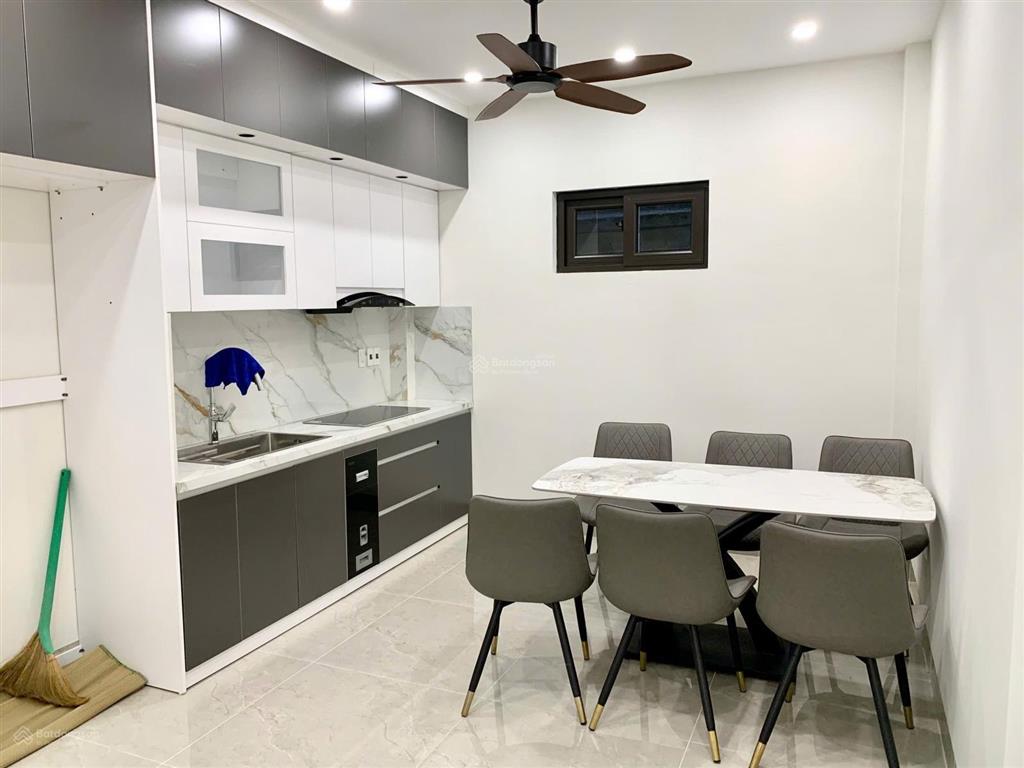 8 tỷ nhà riêng phố sài đồng long biên  51m 4 tầng  lô góc  nhà mới mt4m giá 8 tỷ