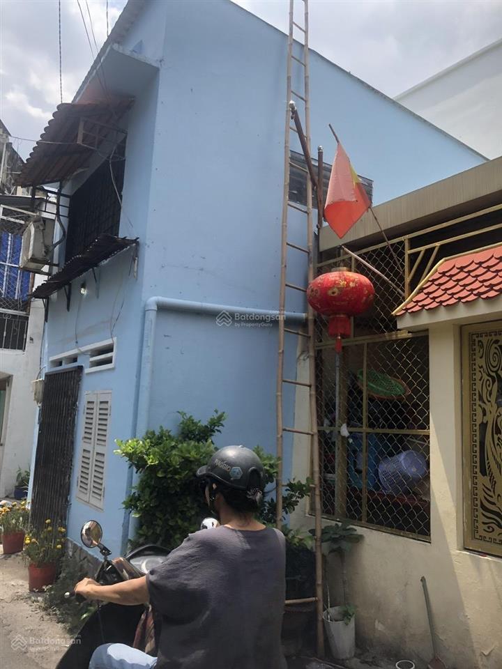 Bán nhà mặt phố 555, duy tân, 3,85 tỷ, 18m2, 2pn, 2wc